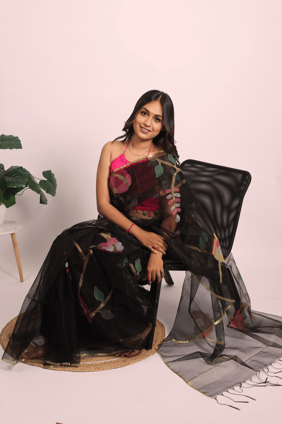 Muslin Silk Floral Jaal Saree