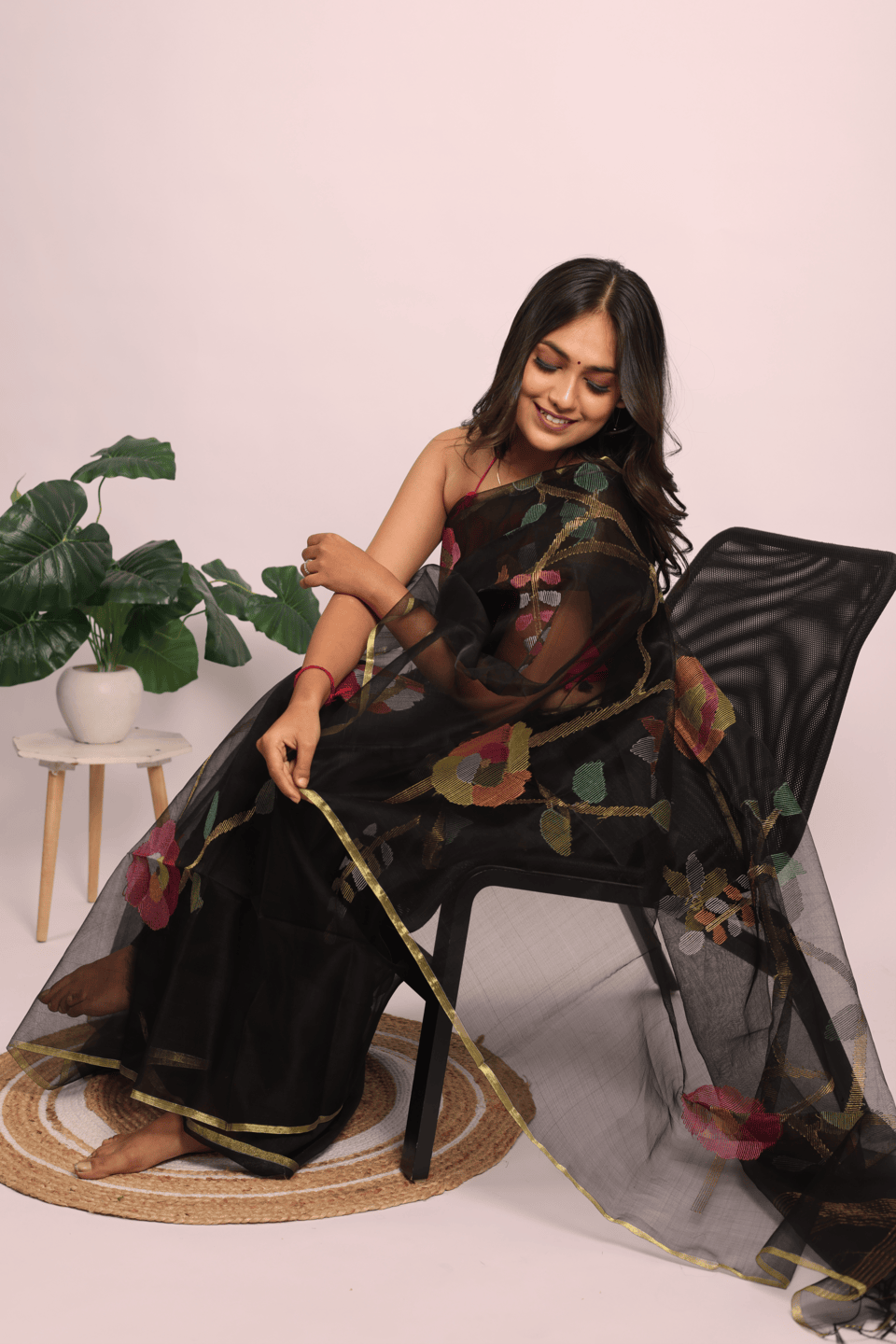 Muslin Silk Floral Jaal Saree