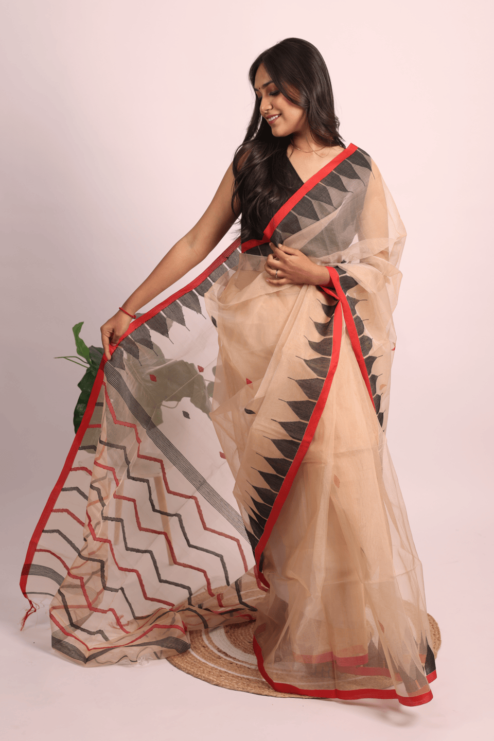 Muslin With Thread Hand Woven Saree