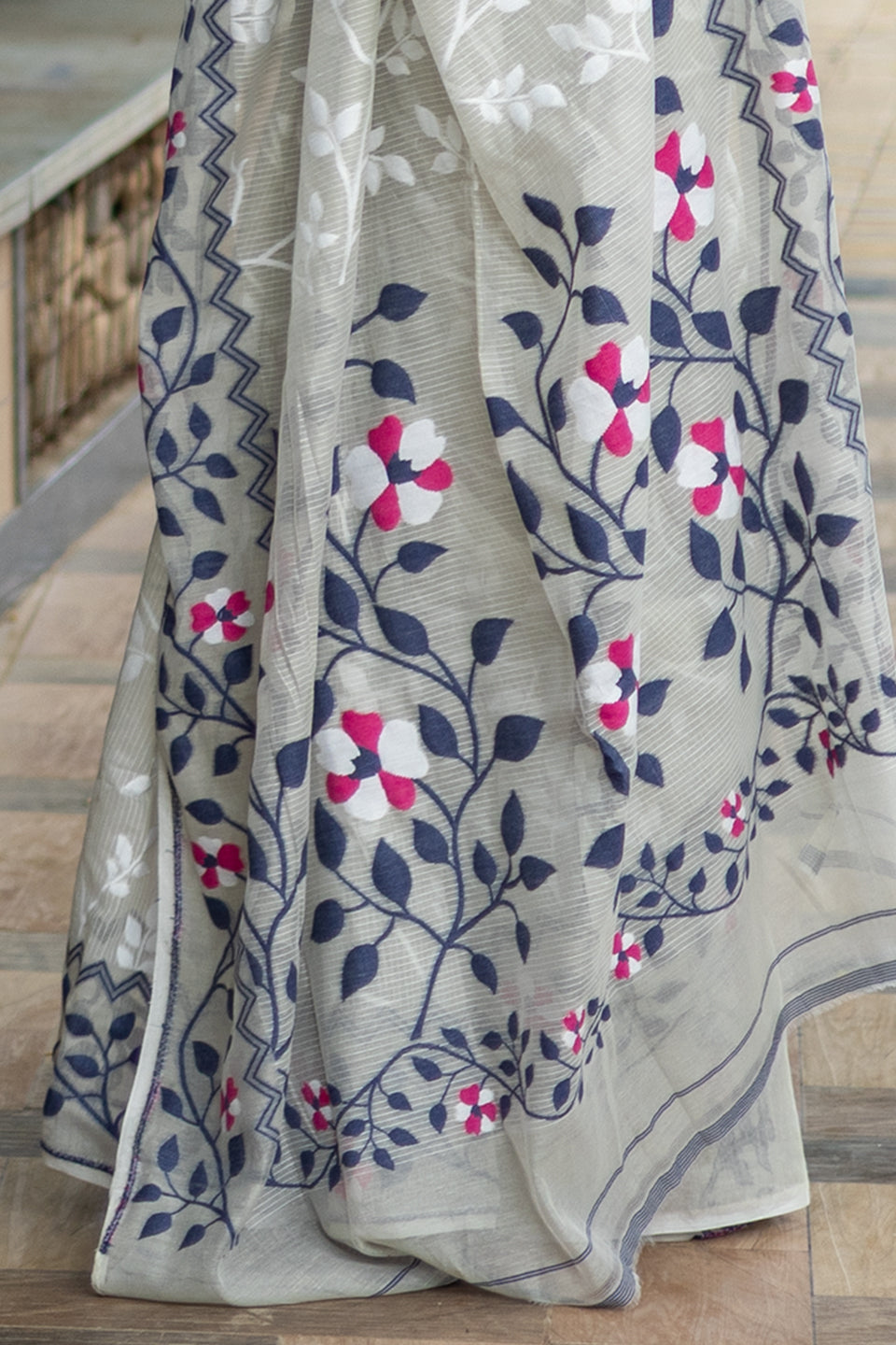 Silk Cotton Jamdani Weave Saree