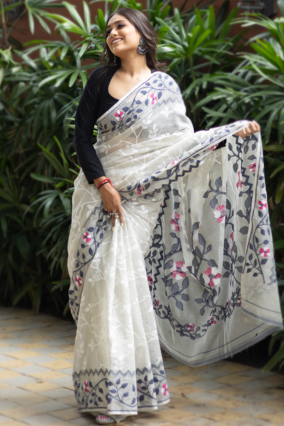 Silk Cotton Jamdani Weave Saree