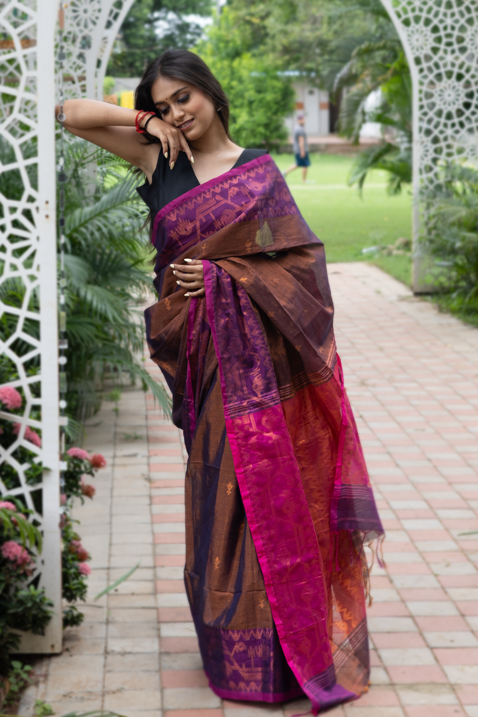 Tissue Weaving Saree