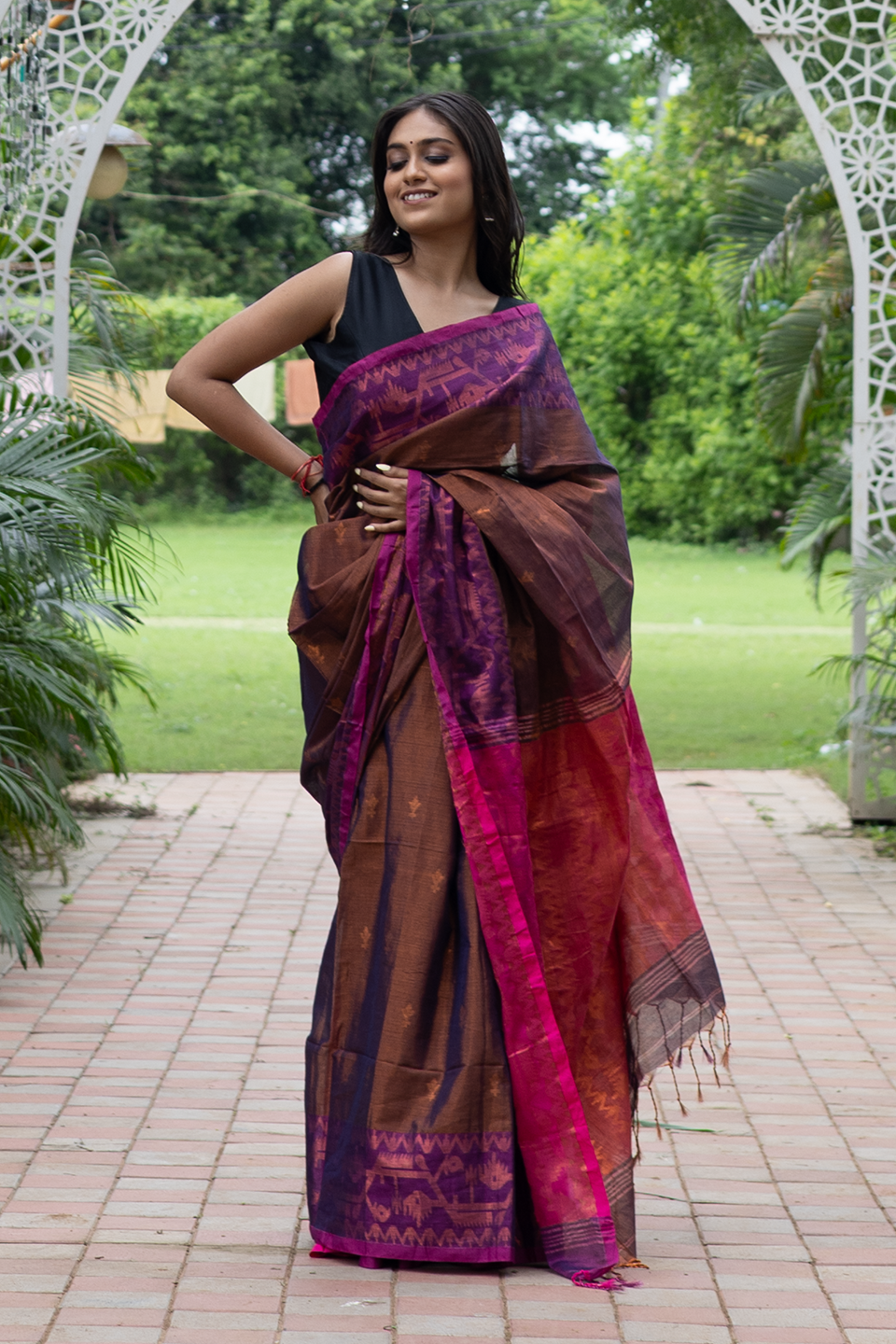 Tissue Weaving Saree