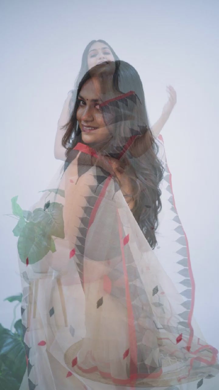 Muslin With Thread Hand Woven Saree